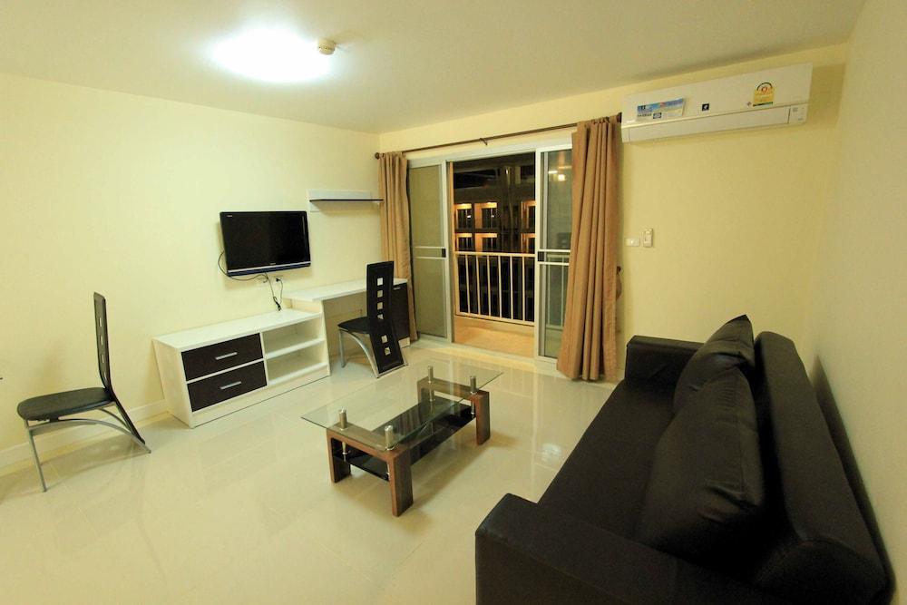 Grow Residences Bangkok Esterno foto