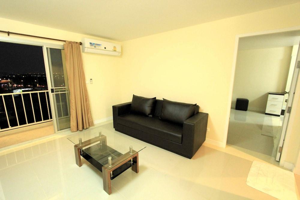 Grow Residences Bangkok Esterno foto